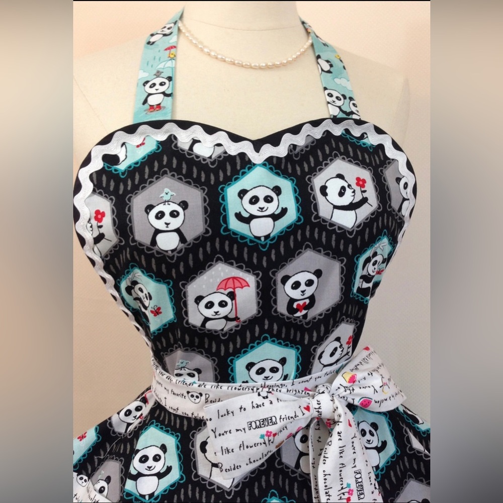Panda Apron - Picture 3 of 8